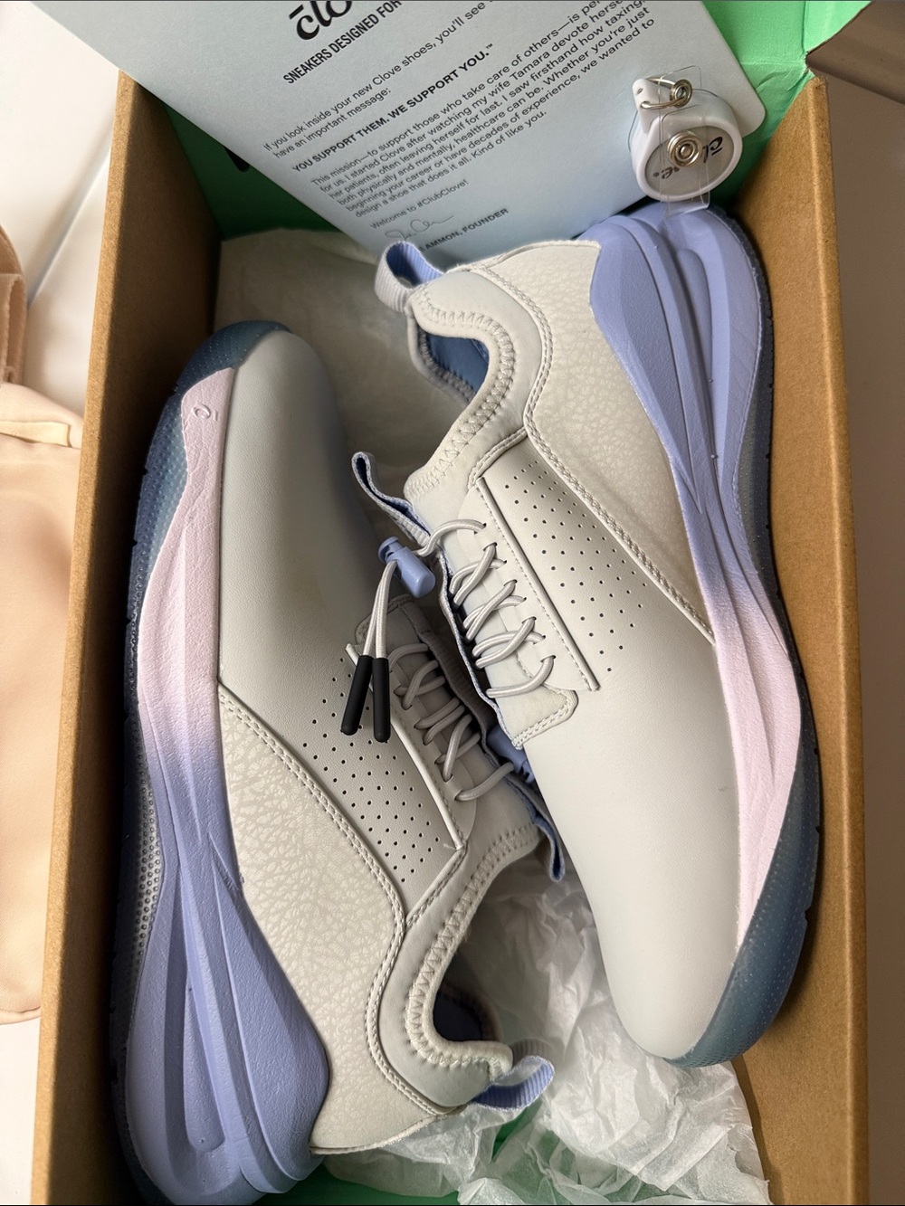 NEW w/ box CLOVE Classic Shoes Sneakers Grey Matter 7.5 Blue/Grey Nursing